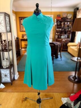 Elegant Teal Sleeveless A-Line Mock Neck Cocktail Dress